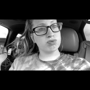 Meet your Posher, Jade